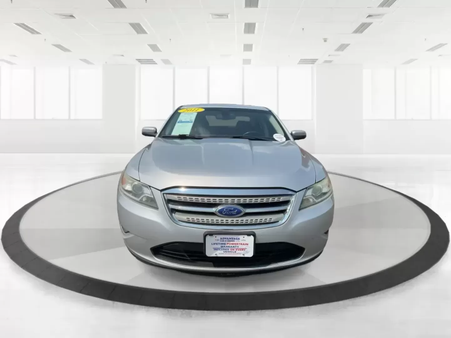 2011 Ford Taurus SEL (1FAHP2EW4BG) with an Duratec 3.5L V-6 DOHC engine, located at 401 Woodman Dr, Riverside, OH, 45431, (937) 908-9800, 39.760899, -84.123421 - 2011 Ford Taurus SEL - Photo#6