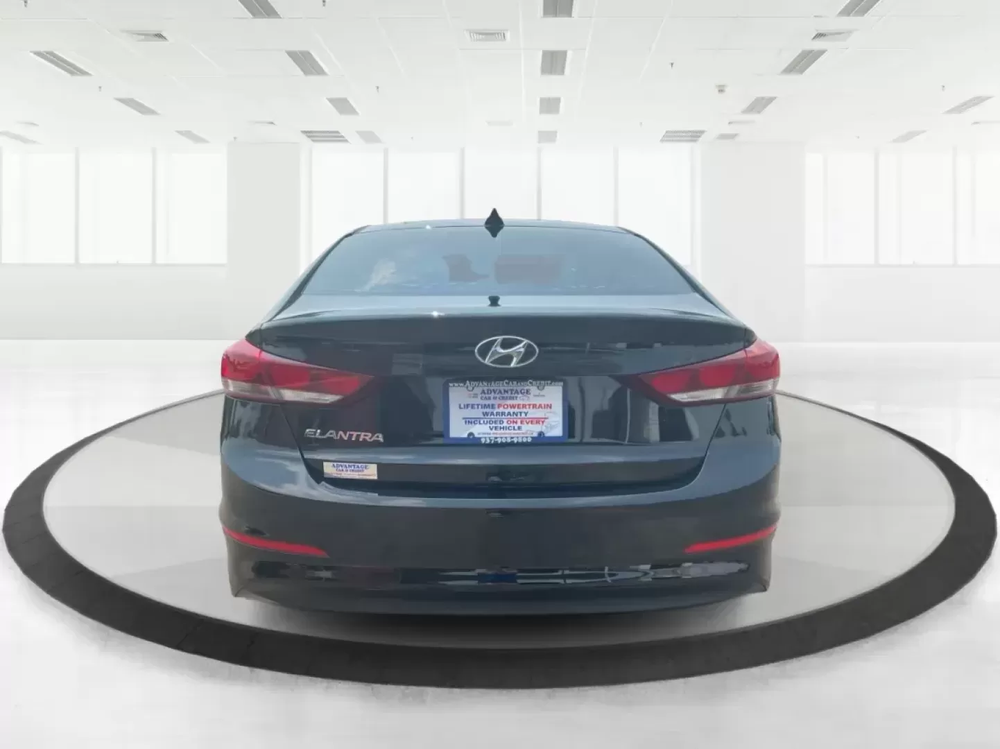 2017 Hyundai Elantra Value Edition (5NPD84LF6HH) with an Nu 2L I-4 DOHC engine, located at 8750 N County Rd 25A, Piqua, OH, 45356, (937) 908-9800, 40.164391, -84.232513 - Photo#3
