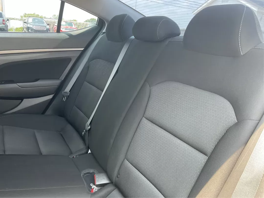 2017 Hyundai Elantra Value Edition (5NPD84LF6HH) with an Nu 2L I-4 DOHC engine, located at 8750 N County Rd 25A, Piqua, OH, 45356, (937) 908-9800, 40.164391, -84.232513 - Photo#9