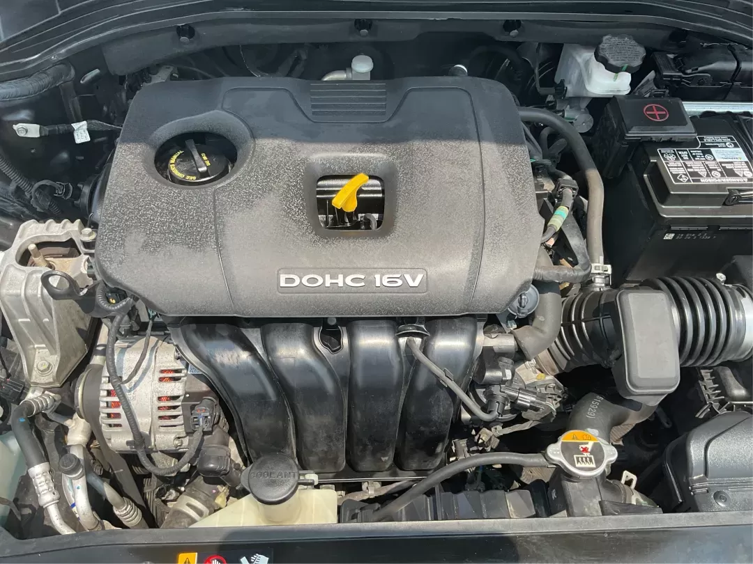 2017 Hyundai Elantra Value Edition (5NPD84LF6HH) with an Nu 2L I-4 DOHC engine, located at 8750 N County Rd 25A, Piqua, OH, 45356, (937) 908-9800, 40.164391, -84.232513 - Photo#10