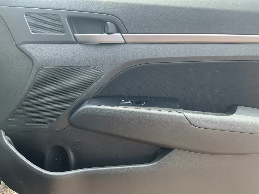 2017 Hyundai Elantra Value Edition (5NPD84LF6HH) with an Nu 2L I-4 DOHC engine, located at 8750 N County Rd 25A, Piqua, OH, 45356, (937) 908-9800, 40.164391, -84.232513 - Photo#18