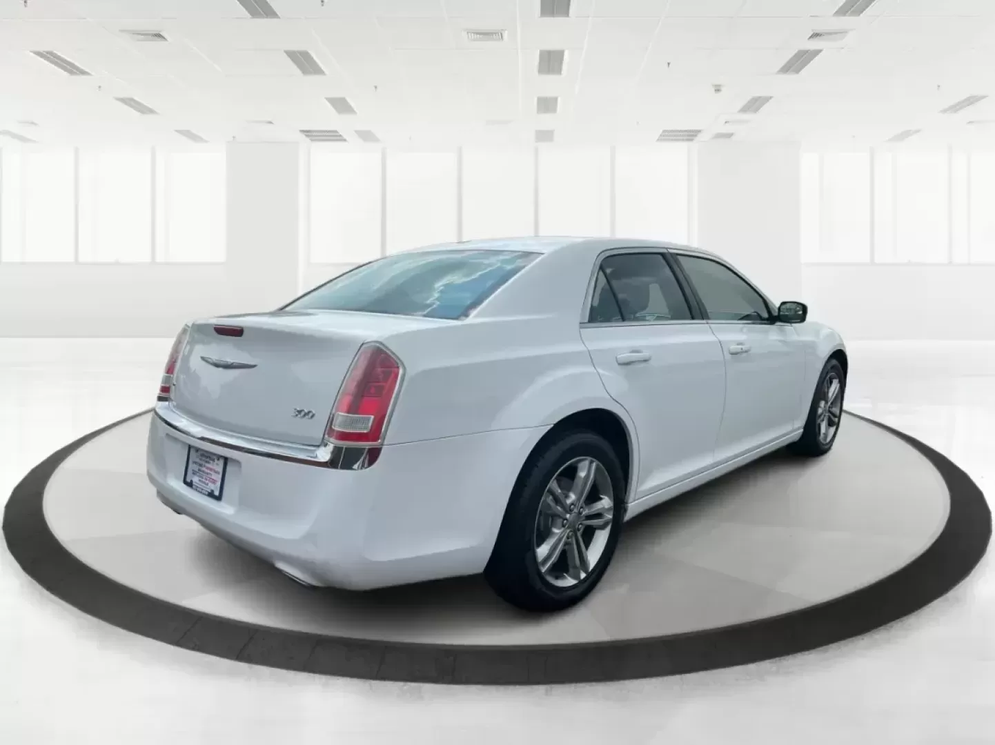 2014 Chrysler 300 Base (2C3CCARG4EH) with an Other engine, located at 1099 N County Rd 25A, Troy, OH, 45373, (937) 908-9800, 40.057079, -84.212883 - Photo#2