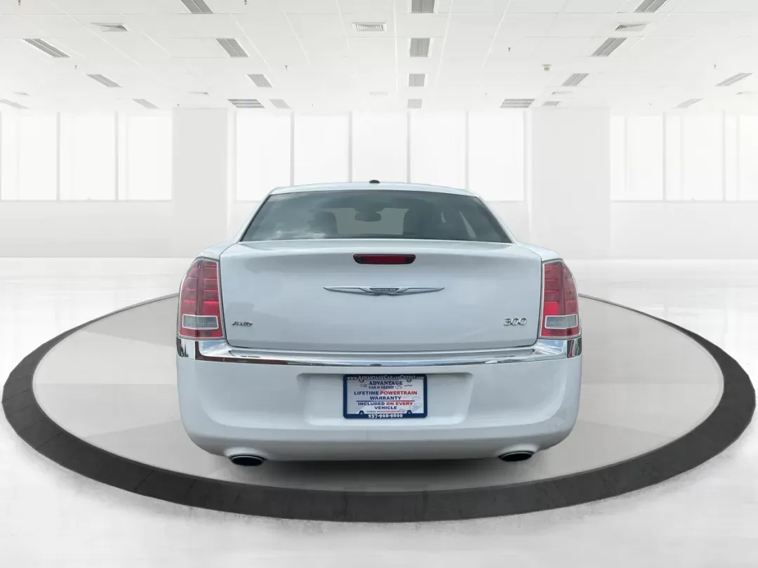 2014 Chrysler 300 Base (2C3CCARG4EH) with an Other engine, located at 1099 N County Rd 25A , Troy, OH, 45373, (937) 908-9800, 40.057079, -84.212883 - Photo#3
