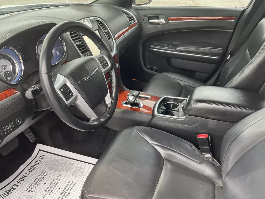 2014 Chrysler 300 Base (2C3CCARG4EH) with an Other engine, located at 1099 N County Rd 25A , Troy, OH, 45373, (937) 908-9800, 40.057079, -84.212883 - Photo#8