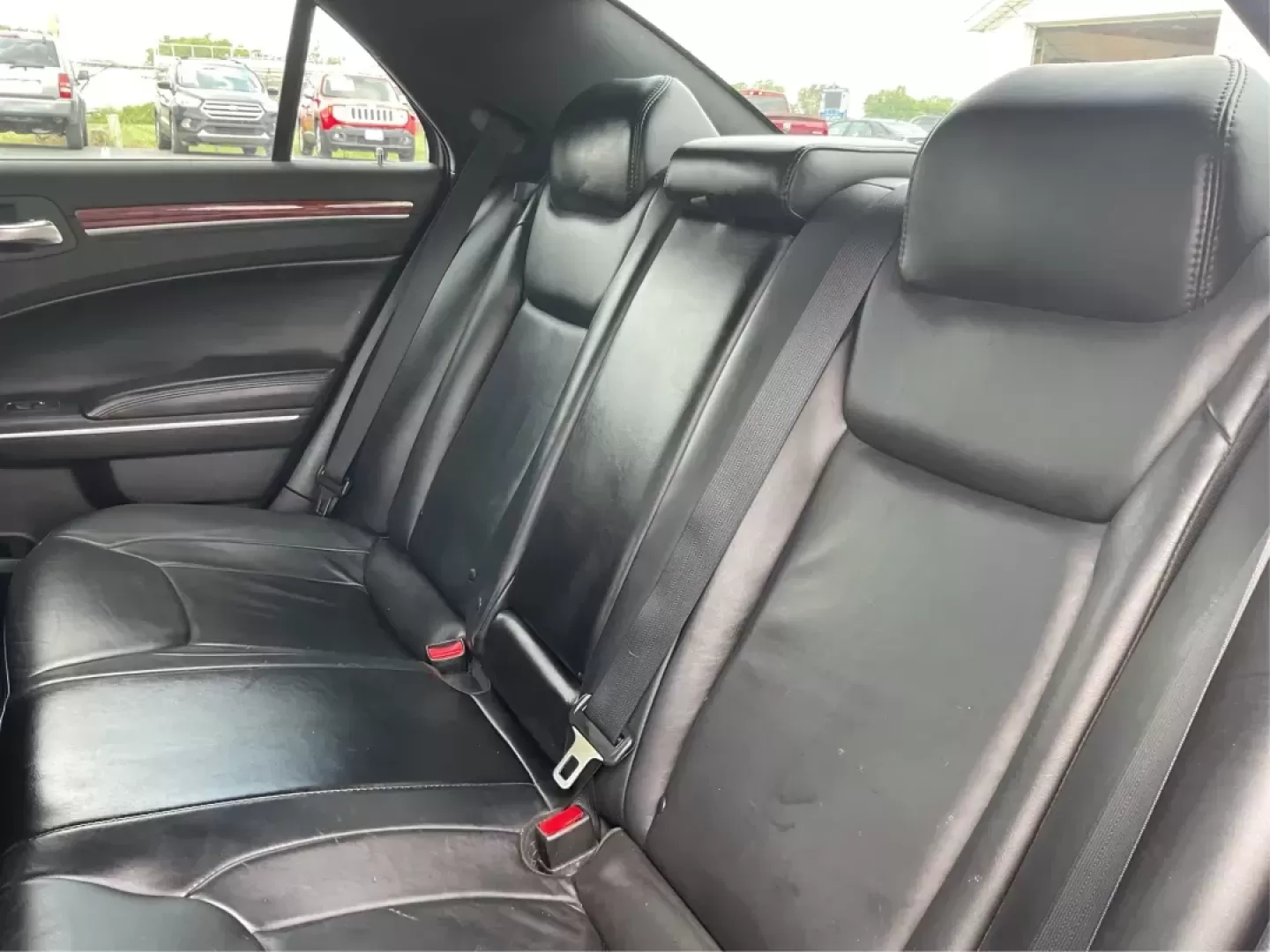 2014 Chrysler 300 Base (2C3CCARG4EH) with an Other engine, located at 1099 N County Rd 25A, Troy, OH, 45373, (937) 908-9800, 40.057079, -84.212883 - Photo#9