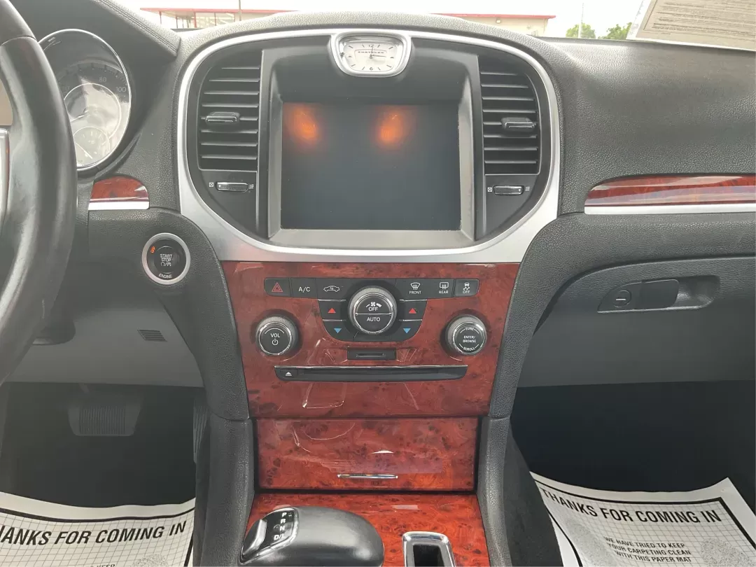 2014 Chrysler 300 Base (2C3CCARG4EH) with an Other engine, located at 1099 N County Rd 25A , Troy, OH, 45373, (937) 908-9800, 40.057079, -84.212883 - Photo#12