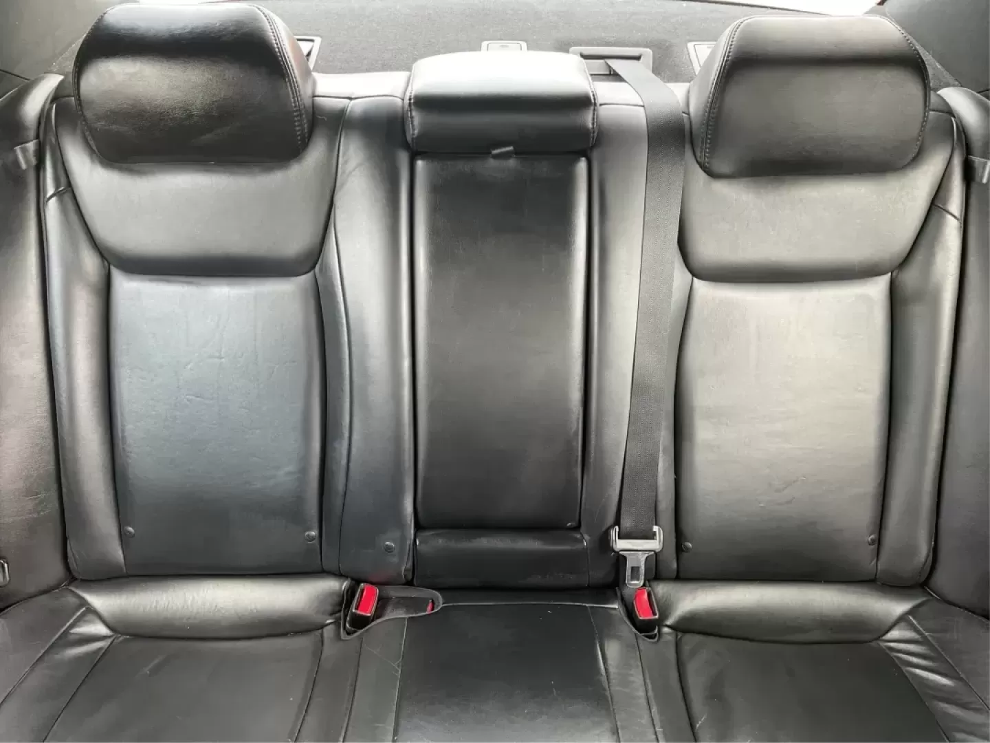 2014 Chrysler 300 Base (2C3CCARG4EH) with an Other engine, located at 1099 N County Rd 25A, Troy, OH, 45373, (937) 908-9800, 40.057079, -84.212883 - Photo#13