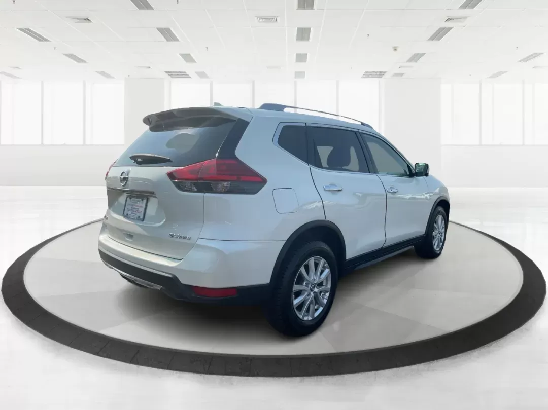 2017 Nissan Rogue SV (5N1AT2MV3HC) with an 2.5L I-4 DOHC engine, located at 1099 N County Rd 25A , Troy, OH, 45373, (937) 908-9800, 40.057079, -84.212883 - Photo#2