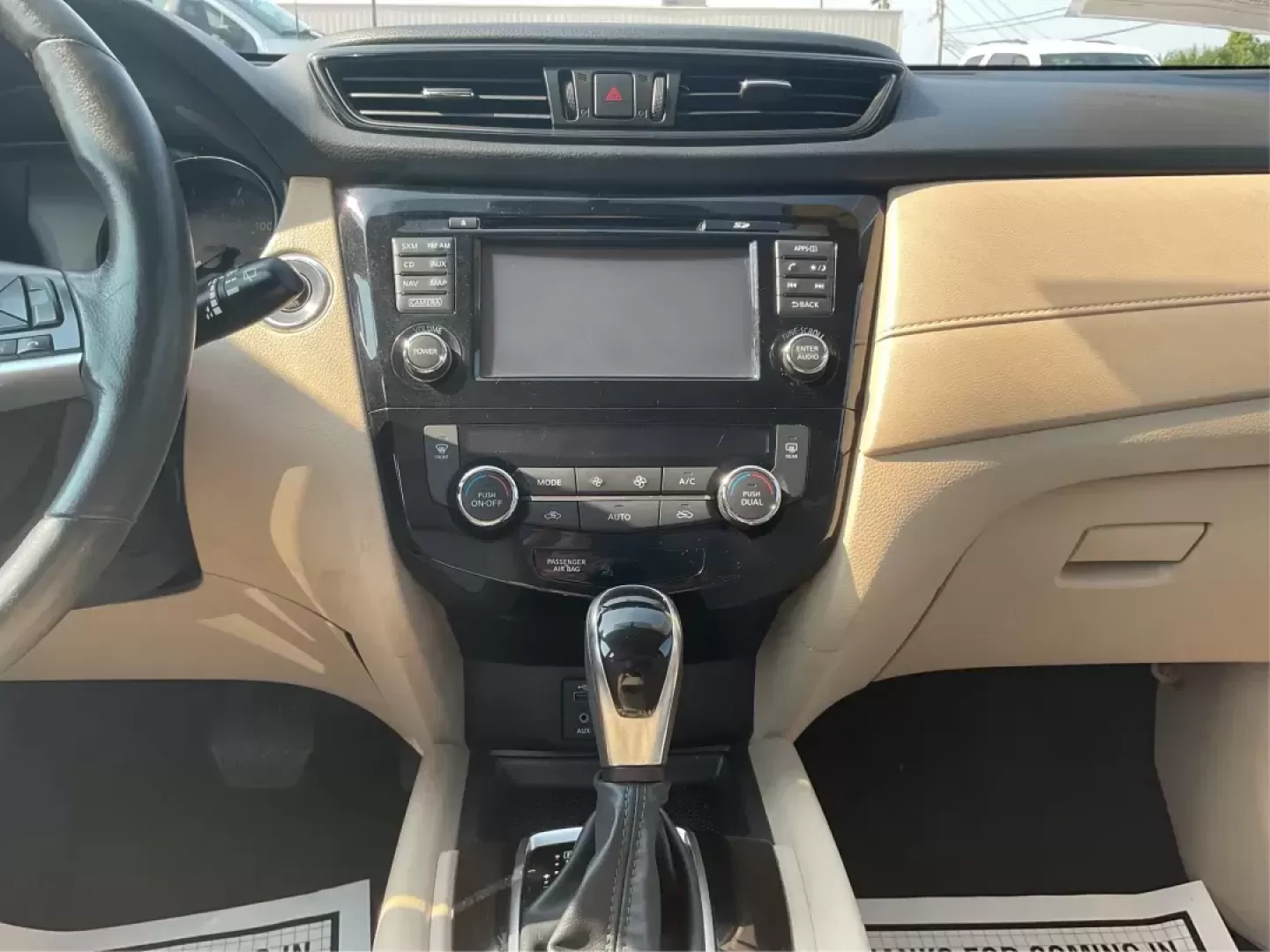 2017 Nissan Rogue SV (5N1AT2MV3HC) with an 2.5L I-4 DOHC engine, located at 1099 N County Rd 25A, Troy, OH, 45373, (937) 908-9800, 40.057079, -84.212883 - Photo#12