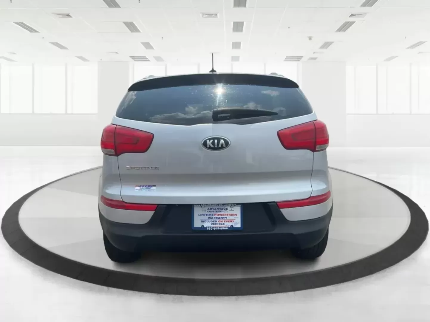 2016 Kia Sportage LX (KNDPBCACXG7) with an Theta II 2.4L I-4 gasoline direct injection engine, located at 401 Woodman Dr, Riverside, OH, 45431, (937) 908-9800, 39.760899, -84.123421 - 2016 Kia Sportage LX - Photo#3