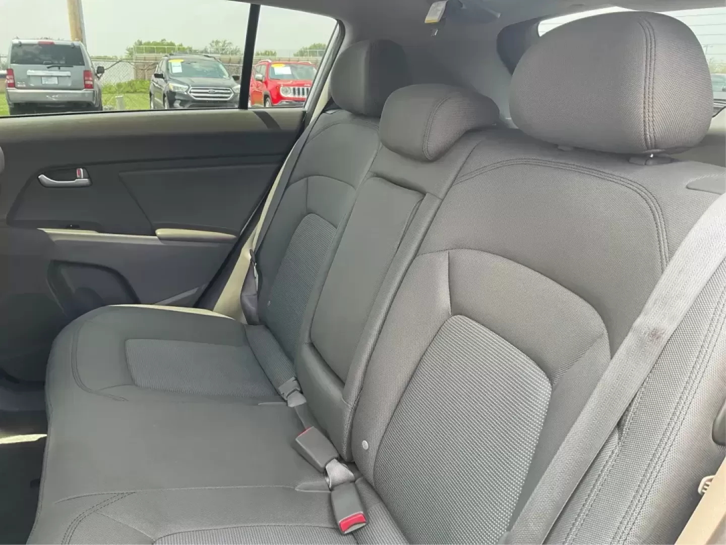 2016 Kia Sportage LX (KNDPBCACXG7) with an Theta II 2.4L I-4 gasoline direct injection engine, located at 401 Woodman Dr, Riverside, OH, 45431, (937) 908-9800, 39.760899, -84.123421 - 2016 Kia Sportage LX - Photo#9