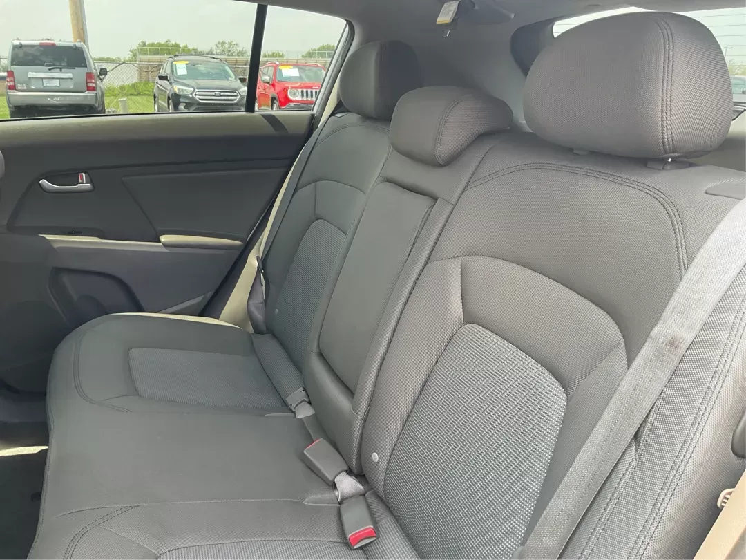 2016 Kia Sportage LX (KNDPBCACXG7) with an Theta II 2.4L I-4 gasoline direct injection engine, located at 401 Woodman Dr, Riverside, OH, 45431, (937) 908-9800, 39.760899, -84.123421 - 2016 Kia Sportage LX - Photo#9