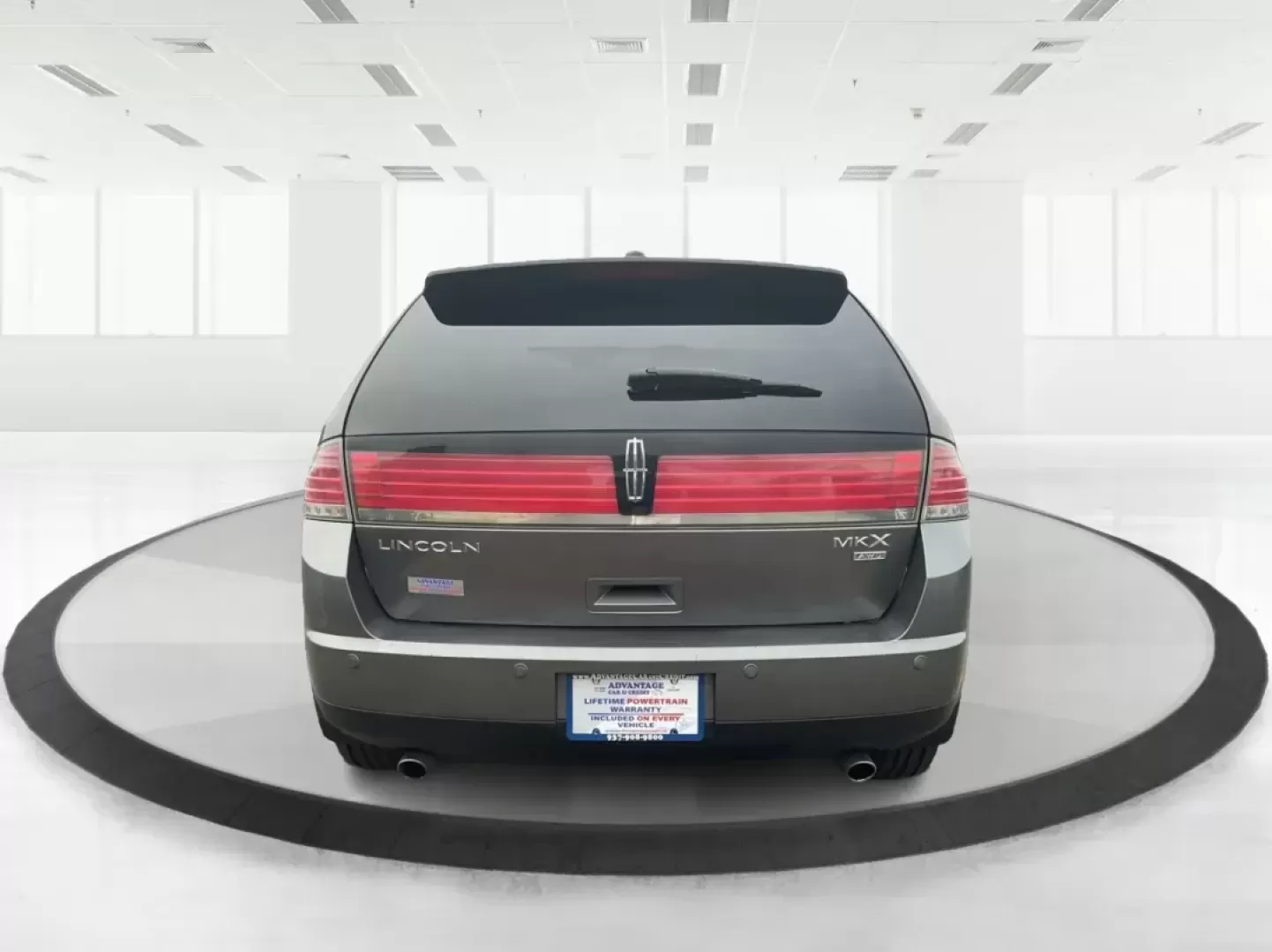 2010 Lincoln MKX AWD (2LMDJ8JC8AB) with an Other engine, located at 8750 N County Rd 25A, Piqua, OH, 45356, (937) 908-9800, 40.164391, -84.232513 - 2010 Lincoln MKX AWD - Photo#3