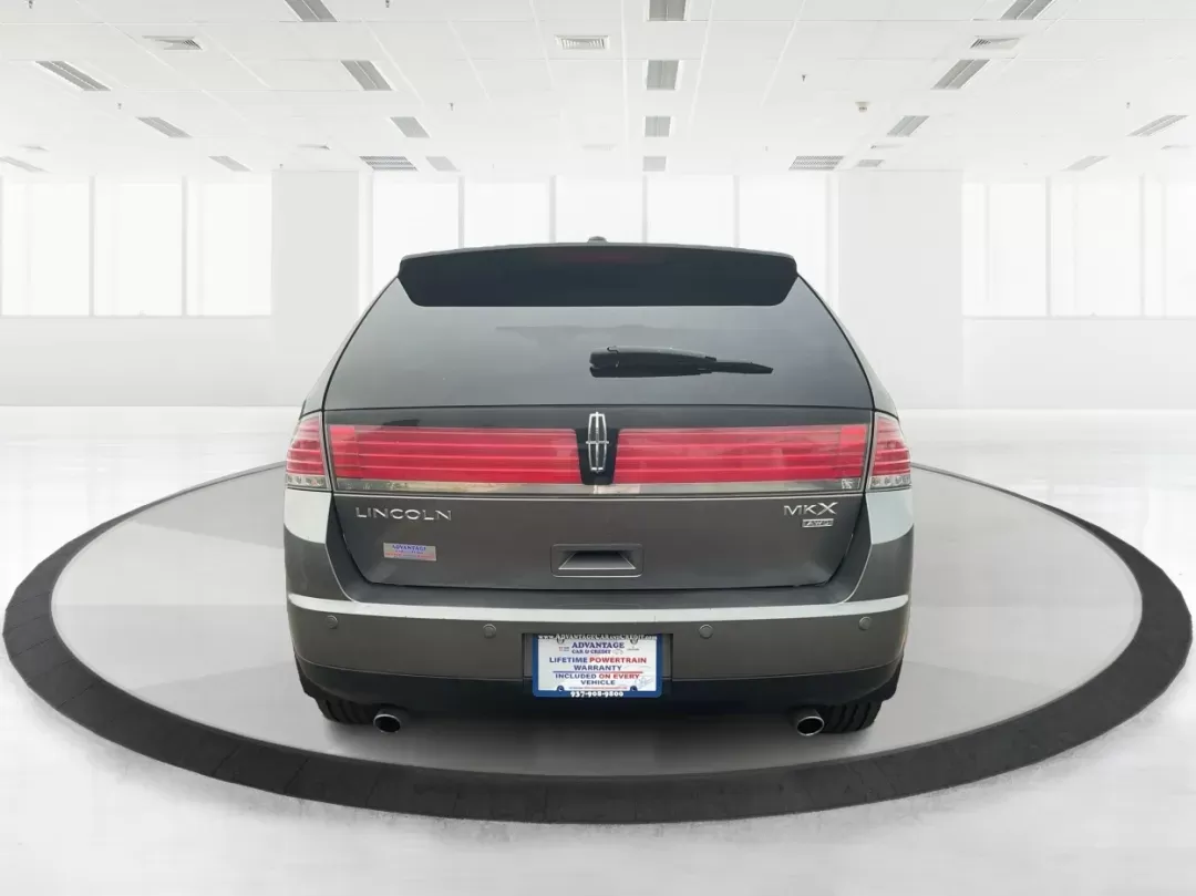 2010 Lincoln MKX AWD (2LMDJ8JC8AB) with an Other engine, located at 8750 N County Rd 25A, Piqua, OH, 45356, (937) 908-9800, 40.164391, -84.232513 - 2010 Lincoln MKX AWD - Photo#3