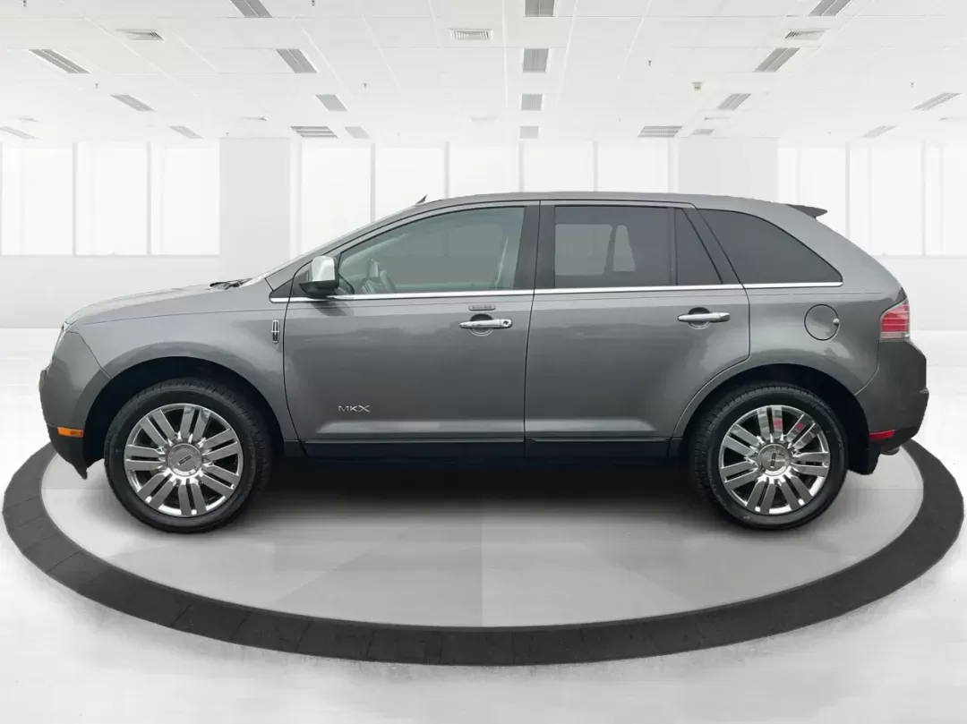 2010 Lincoln MKX AWD (2LMDJ8JC8AB) with an Other engine, located at 8750 N County Rd 25A, Piqua, OH, 45356, (937) 908-9800, 40.164391, -84.232513 - 2010 Lincoln MKX AWD - Photo#5