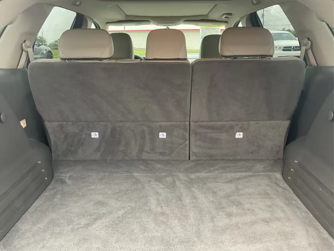 2010 Lincoln MKX AWD (2LMDJ8JC8AB) with an Other engine, located at 8750 N County Rd 25A, Piqua, OH, 45356, (937) 908-9800, 40.164391, -84.232513 - 2010 Lincoln MKX AWD - Photo#11