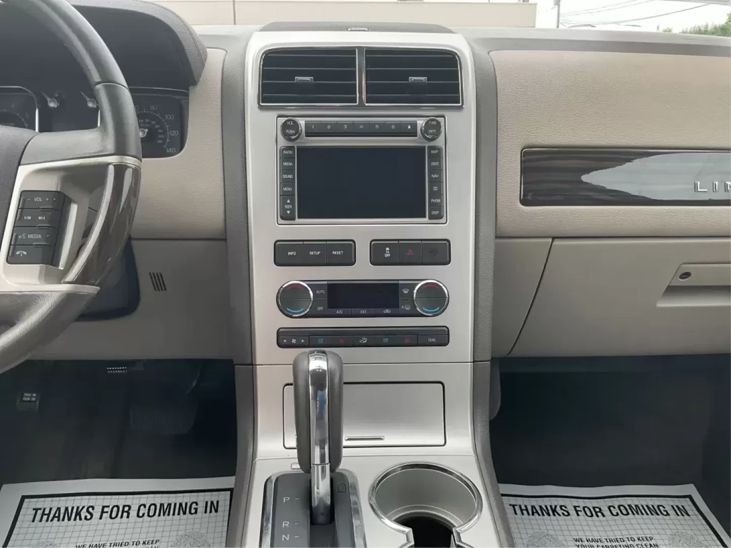 2010 Lincoln MKX AWD (2LMDJ8JC8AB) with an Other engine, located at 8750 N County Rd 25A, Piqua, OH, 45356, (937) 908-9800, 40.164391, -84.232513 - 2010 Lincoln MKX AWD - Photo#12
