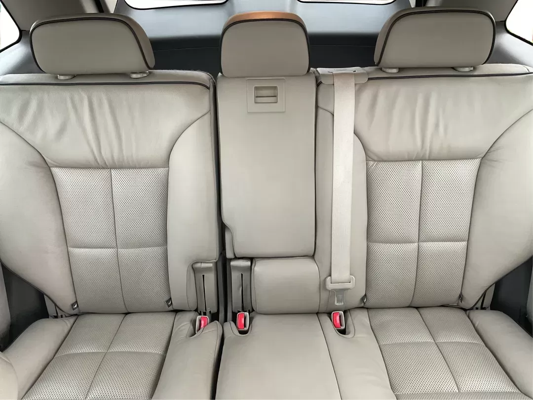 2010 Lincoln MKX AWD (2LMDJ8JC8AB) with an Other engine, located at 8750 N County Rd 25A, Piqua, OH, 45356, (937) 908-9800, 40.164391, -84.232513 - 2010 Lincoln MKX AWD - Photo#13