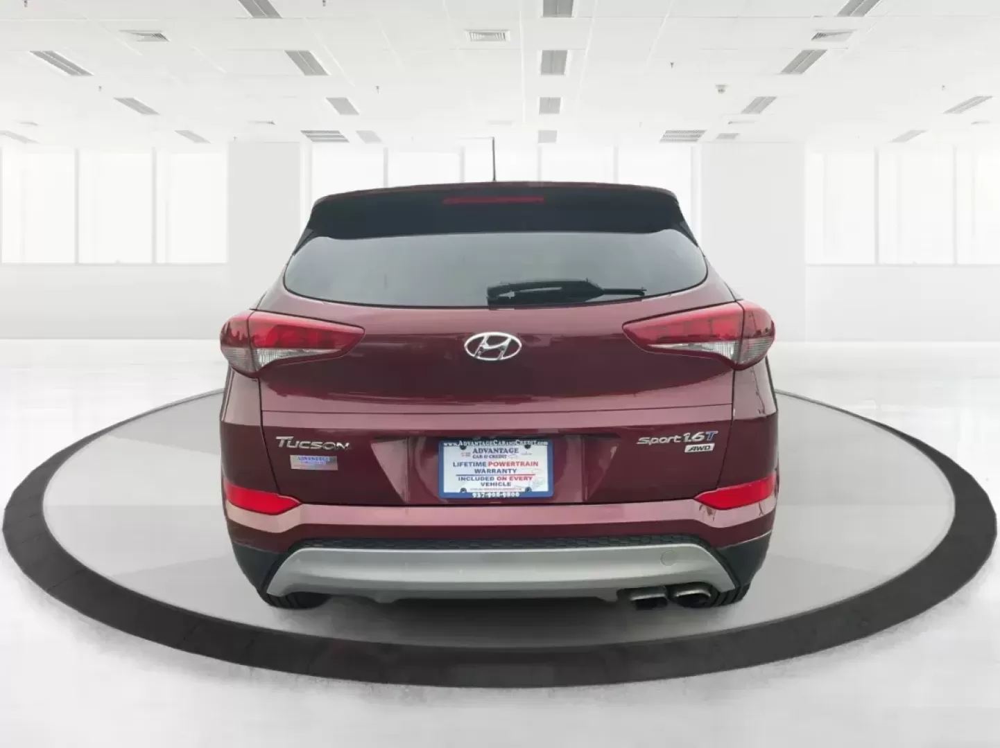 2017 Hyundai Tucson Sport (KM8J3CA29HU) with an 1.6L I-4 gasoline direct injection engine, located at 1099 N County Rd 25A, Troy, OH, 45373, (937) 908-9800, 40.057079, -84.212883 - 2017 Hyundai Tucson Sport - Photo#3