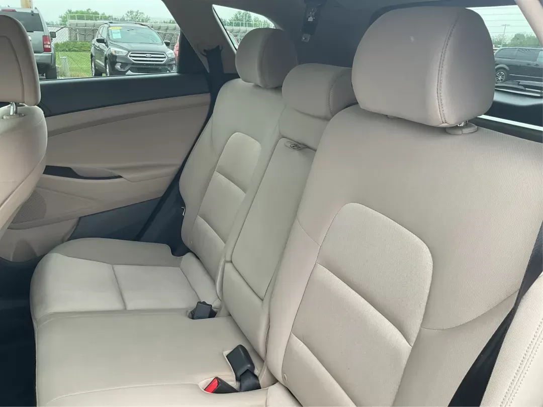 2017 Hyundai Tucson Sport (KM8J3CA29HU) with an 1.6L I-4 gasoline direct injection engine, located at 1099 N County Rd 25A , Troy, OH, 45373, (937) 908-9800, 40.057079, -84.212883 - Photo#9