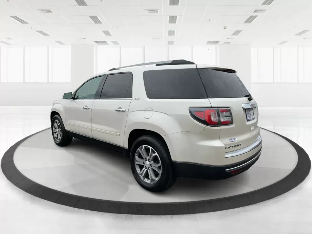 2015 GMC Acadia SLT-1 (1GKKVRKD8FJ) with an 3.6L V-6 gasoline direct injection engine, located at 1184 Kauffman Ave, Fairborn, OH, 45324, (937) 908-9800, 39.807072, -84.030914 - Photo#4