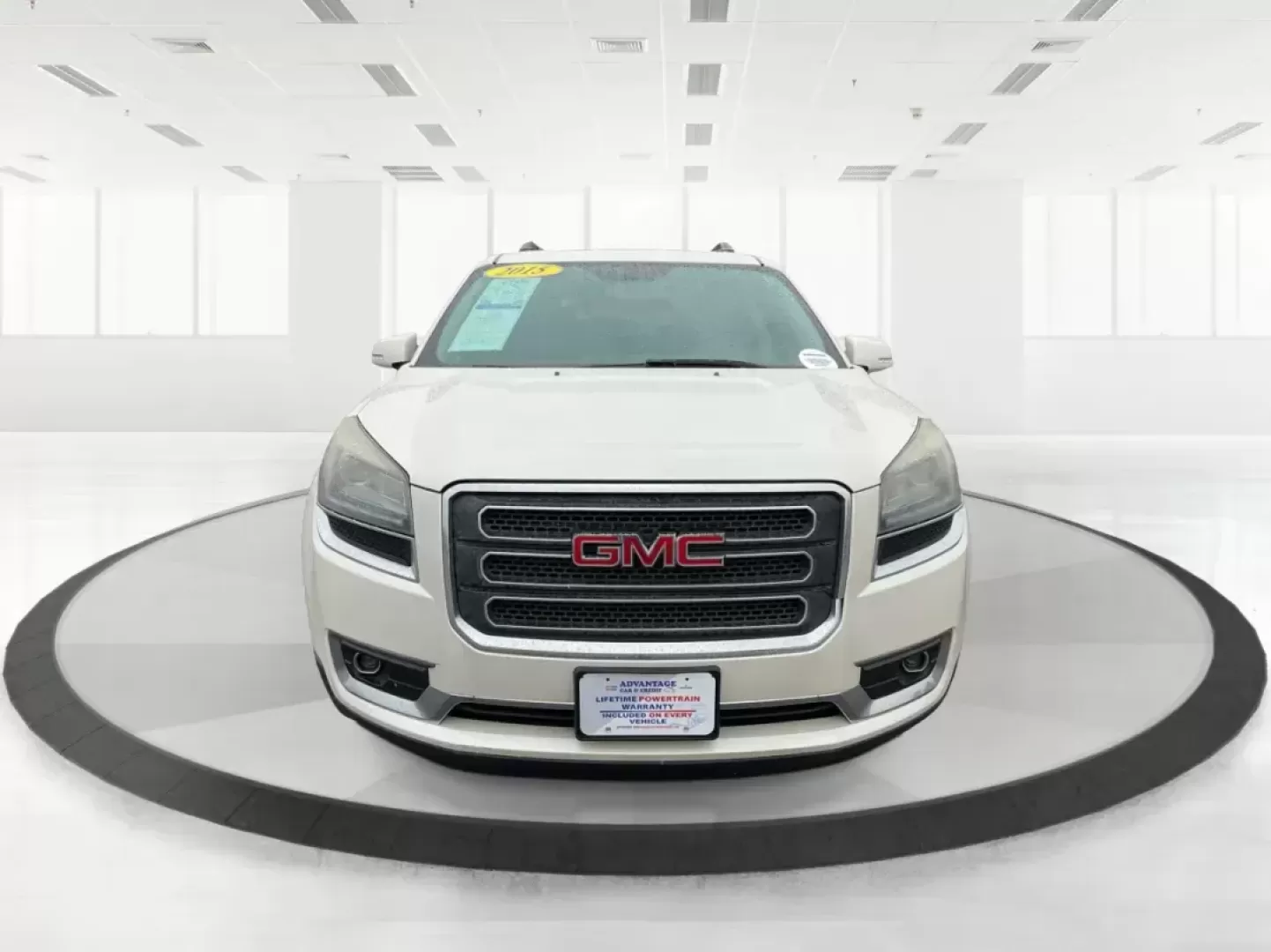 2015 GMC Acadia SLT-1 (1GKKVRKD8FJ) with an 3.6L V-6 gasoline direct injection engine, located at 1184 Kauffman Ave, Fairborn, OH, 45324, (937) 908-9800, 39.807072, -84.030914 - Third Row - Photo#6