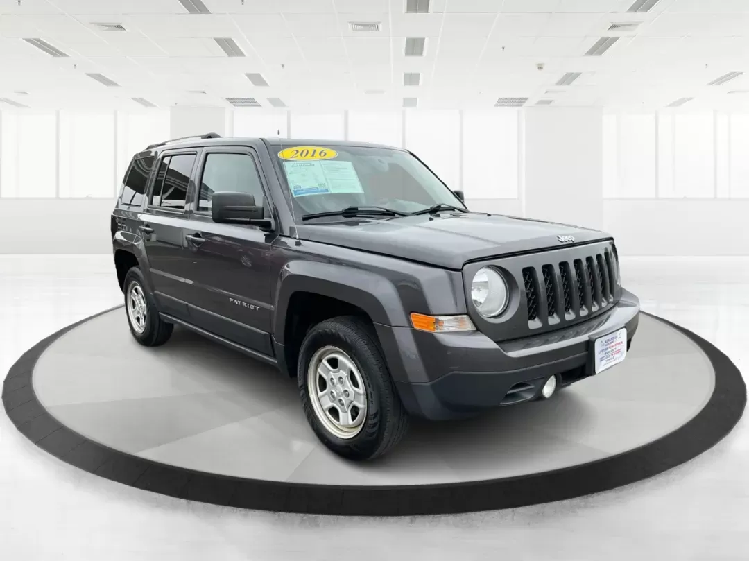 2016 Jeep Patriot Sport (1C4NJRBB1GD) with an 2.4L I-4 DOHC engine, located at 1230 East Main St, Xenia, OH, 45385, (937) 908-9800, 39.688026, -83.910172 - Photo#0