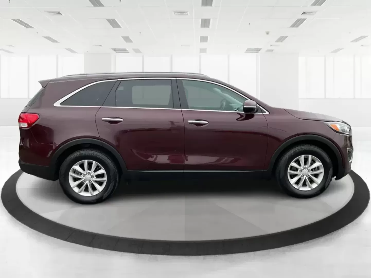 2017 Kia Sorento 3.3L LX (5XYPG4A53HG) with an Lambda II 3.3L V-6 gasoline direct injection engine, located at 880 E. National Road, Vandalia, OH, 45377, (937) 908-9800, 39.891918, -84.183594 - 2017 Kia Sorento 3.3L LX - Photo#1