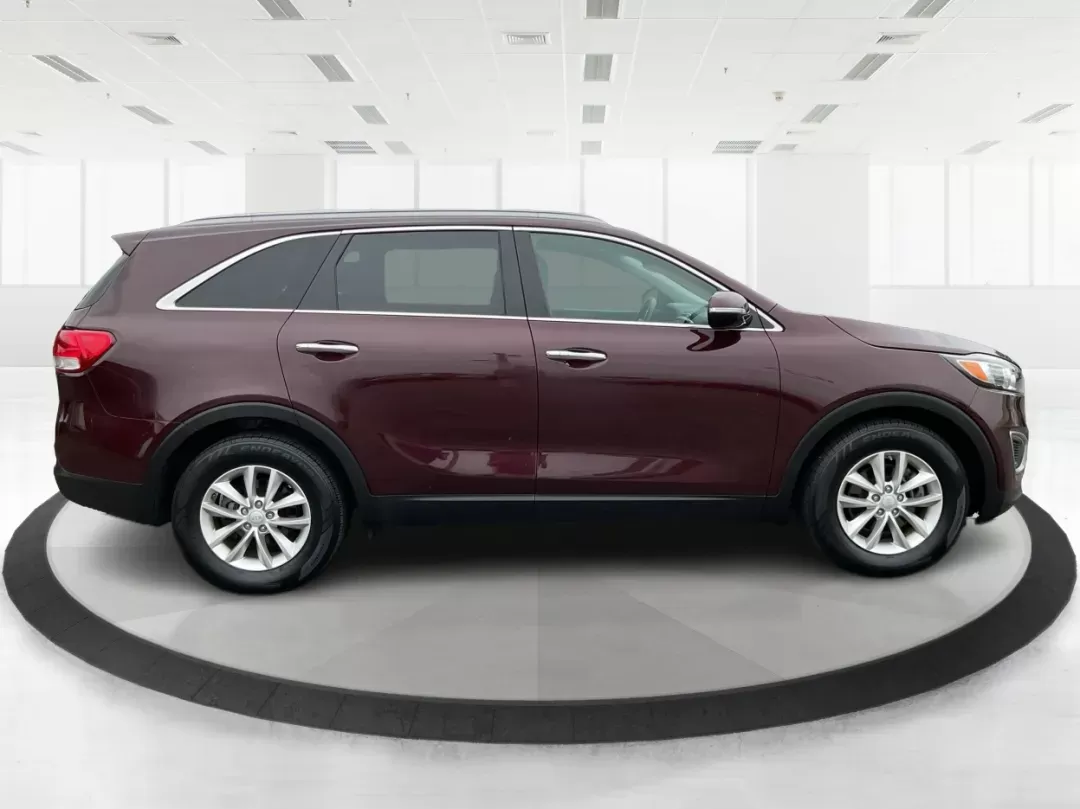 2017 Kia Sorento 3.3L LX (5XYPG4A53HG) with an Lambda II 3.3L V-6 gasoline direct injection engine, located at 880 E. National Road, Vandalia, OH, 45377, (937) 908-9800, 39.891918, -84.183594 - 2017 Kia Sorento 3.3L LX - Photo#1