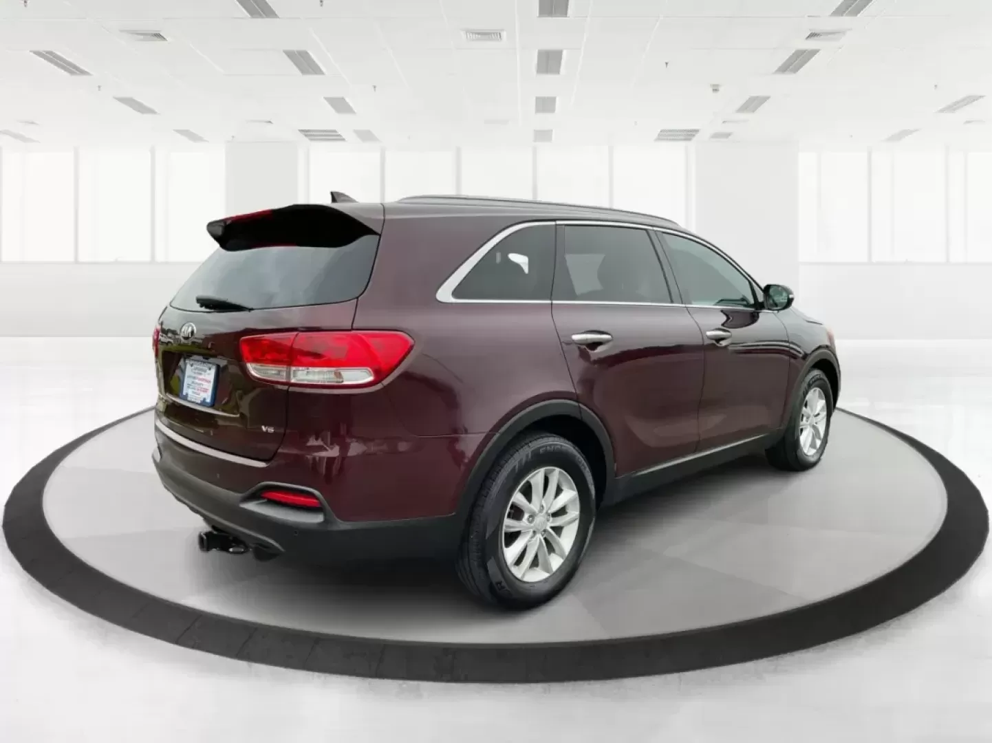 2017 Kia Sorento 3.3L LX (5XYPG4A53HG) with an Lambda II 3.3L V-6 gasoline direct injection engine, located at 880 E. National Road, Vandalia, OH, 45377, (937) 908-9800, 39.891918, -84.183594 - 2017 Kia Sorento 3.3L LX - Photo#2