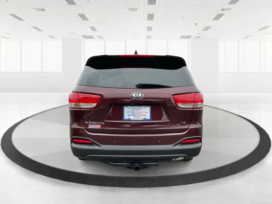 2017 Kia Sorento 3.3L LX (5XYPG4A53HG) with an Lambda II 3.3L V-6 gasoline direct injection engine, located at 880 E. National Road, Vandalia, OH, 45377, (937) 908-9800, 39.891918, -84.183594 - 2017 Kia Sorento 3.3L LX - Photo#3