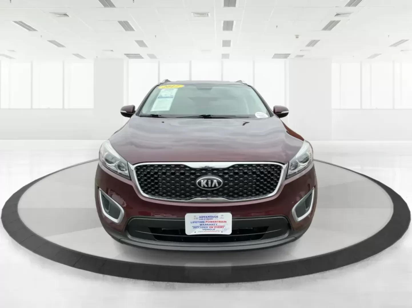 2017 Kia Sorento 3.3L LX (5XYPG4A53HG) with an Lambda II 3.3L V-6 gasoline direct injection engine, located at 880 E. National Road, Vandalia, OH, 45377, (937) 908-9800, 39.891918, -84.183594 - 2017 Kia Sorento 3.3L LX - Photo#6