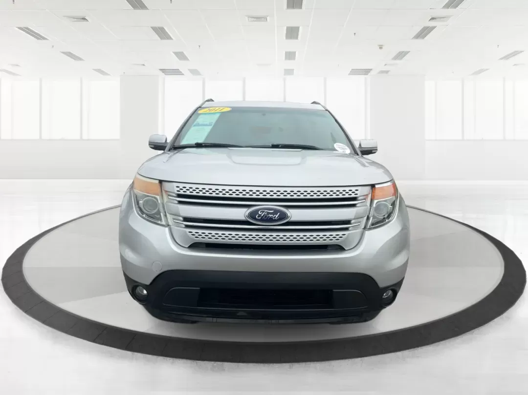 2011 Ford Explorer Limited (1FMHK8F80BG) with an 3.5L V-6 DOHC engine, located at 1951 S Dayton Lakeview Rd., New Carlisle, OH, 45344, (937) 908-9800, 39.890999, -84.050255 - Third Row - Photo#6