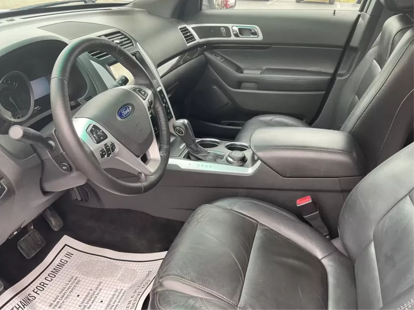2011 Ford Explorer Limited (1FMHK8F80BG) with an 3.5L V-6 DOHC engine, located at 1951 S Dayton Lakeview Rd., New Carlisle, OH, 45344, (937) 908-9800, 39.890999, -84.050255 - Third Row - Photo#8