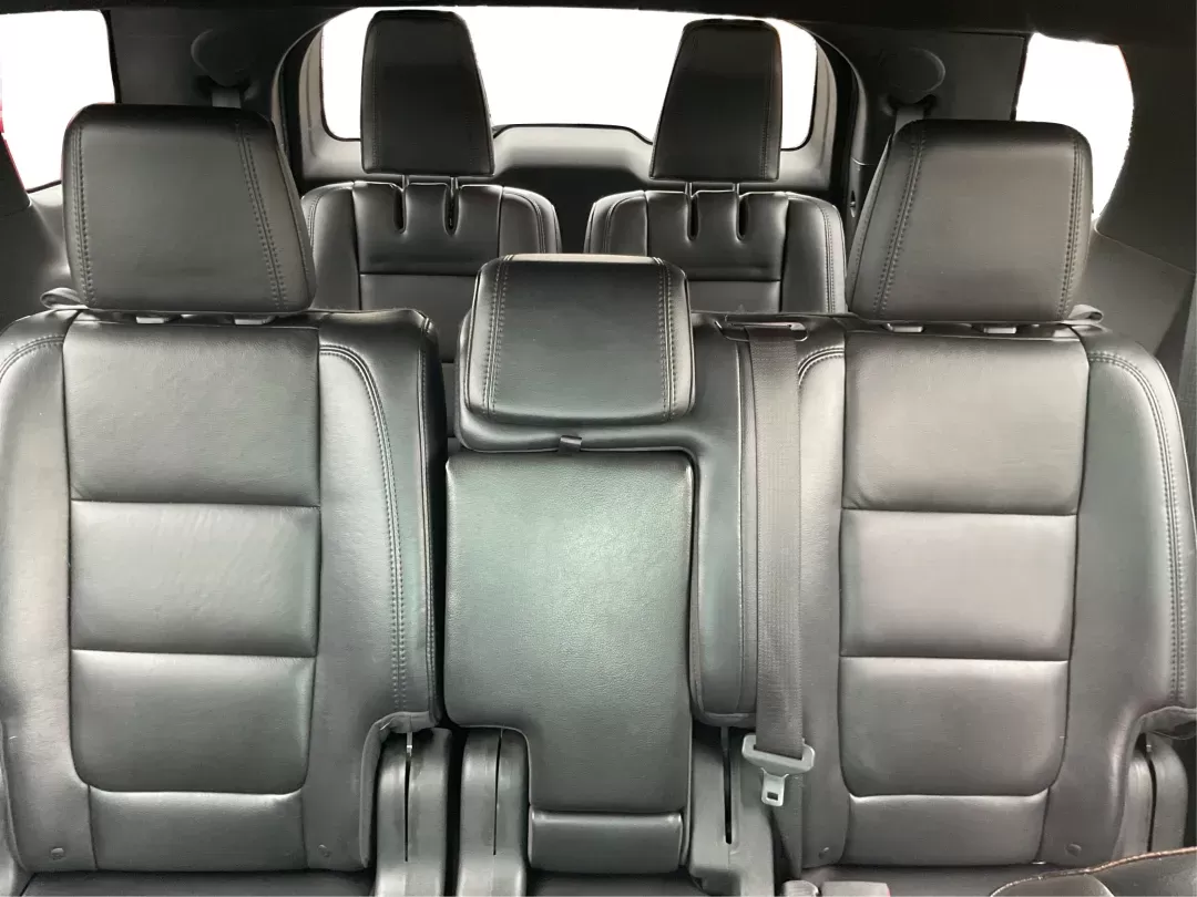 2011 Ford Explorer Limited (1FMHK8F80BG) with an 3.5L V-6 DOHC engine, located at 1951 S Dayton Lakeview Rd., New Carlisle, OH, 45344, (937) 908-9800, 39.890999, -84.050255 - Third Row - Photo#12
