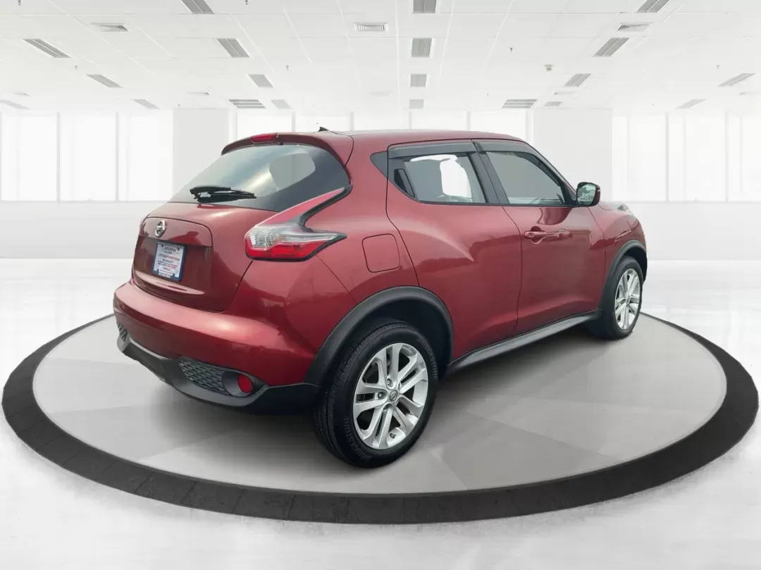 2015 Nissan Juke S (JN8AF5MR1FT) with an 1.6L I-4 gasoline direct injection engine, located at 8750 N County Rd 25A, Piqua, OH, 45356, (937) 908-9800, 40.164391, -84.232513 - Photo#2