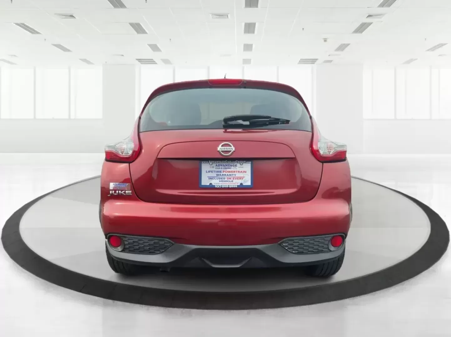 2015 Nissan Juke S (JN8AF5MR1FT) with an 1.6L I-4 gasoline direct injection engine, located at 8750 N County Rd 25A, Piqua, OH, 45356, (937) 908-9800, 40.164391, -84.232513 - One Owner - Photo#3