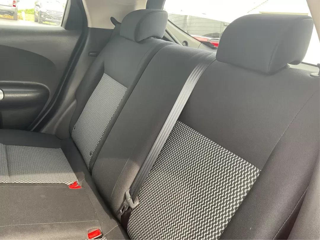 2015 Nissan Juke S (JN8AF5MR1FT) with an 1.6L I-4 gasoline direct injection engine, located at 8750 N County Rd 25A, Piqua, OH, 45356, (937) 908-9800, 40.164391, -84.232513 - Photo#9