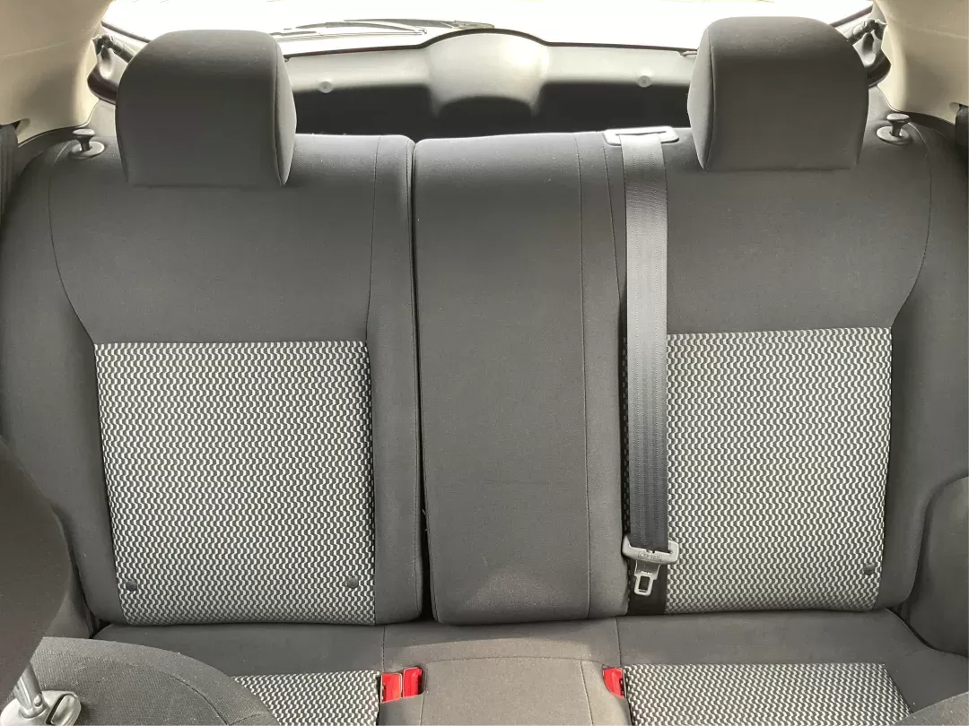 2015 Nissan Juke S (JN8AF5MR1FT) with an 1.6L I-4 gasoline direct injection engine, located at 8750 N County Rd 25A, Piqua, OH, 45356, (937) 908-9800, 40.164391, -84.232513 - Photo#13
