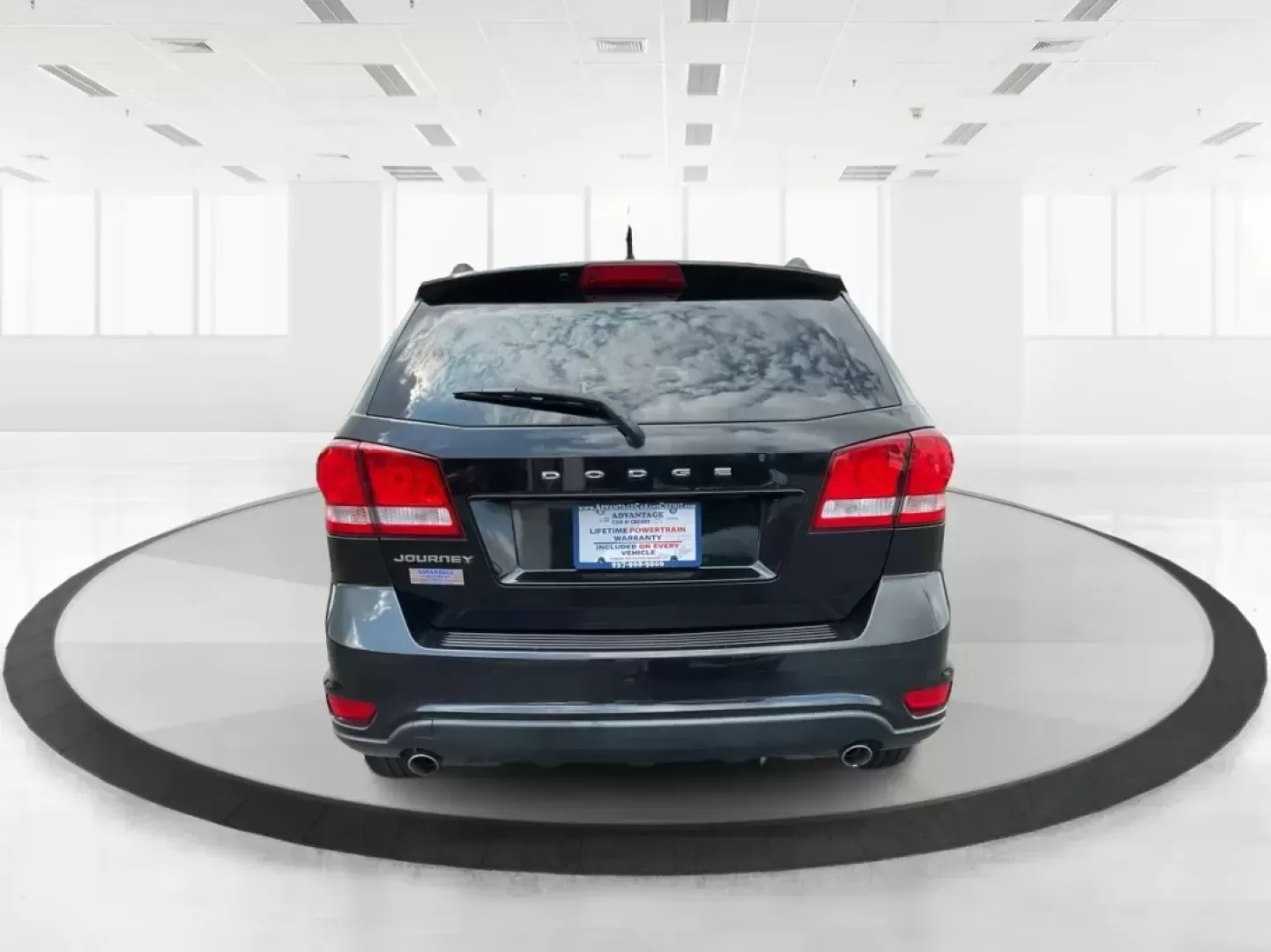 2012 Dodge Journey SXT (3C4PDCBG5CT) with an 2.4L I-4 DOHC engine, located at 401 Woodman Dr, Riverside, OH, 45431, (937) 908-9800, 39.760899, -84.123421 - 2012 Dodge Journey SXT - Photo#3