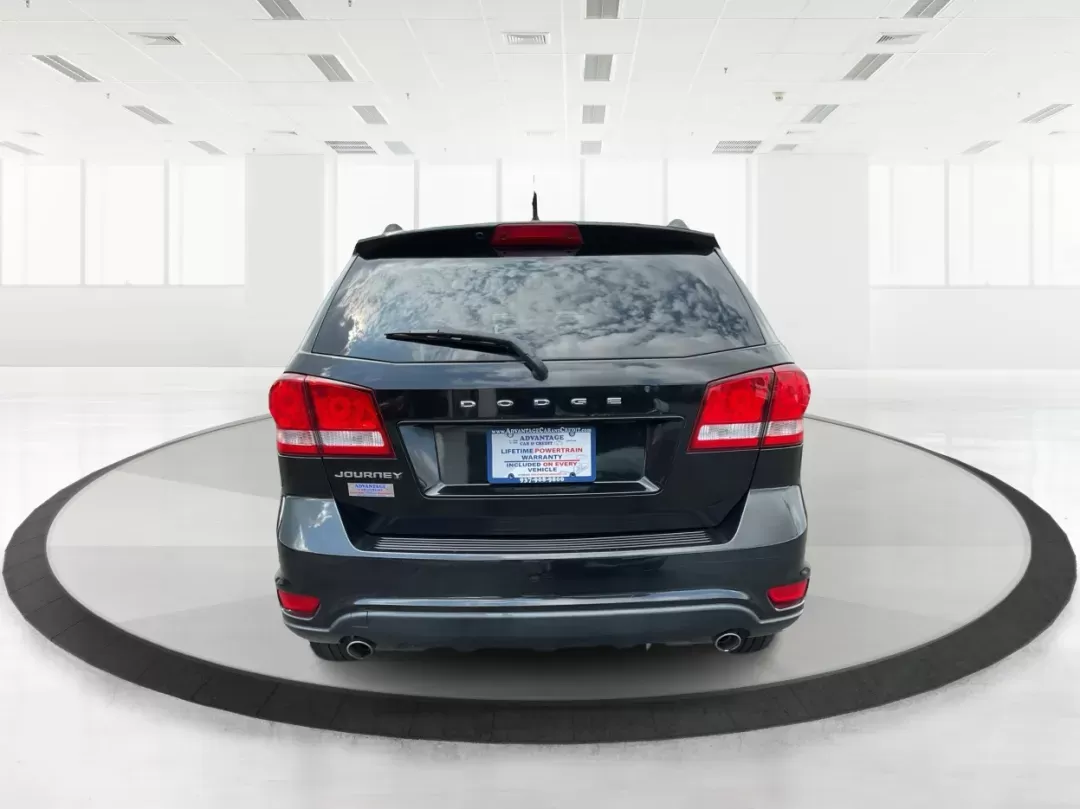 2012 Dodge Journey SXT (3C4PDCBG5CT) with an 2.4L I-4 DOHC engine, located at 401 Woodman Dr, Riverside, OH, 45431, (937) 908-9800, 39.760899, -84.123421 - Photo#3
