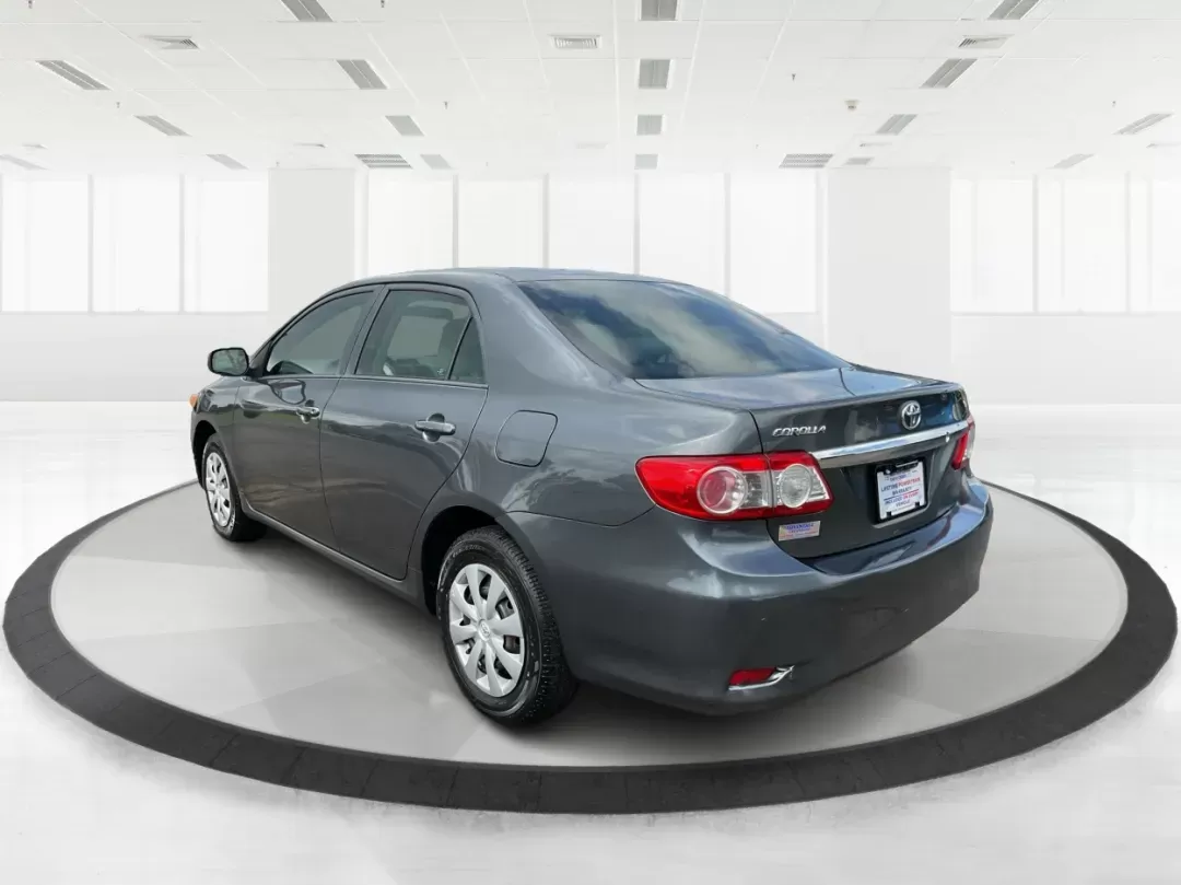 2012 Toyota Corolla LE (2T1BU4EEXCC) with an 1.8L I-4 DOHC engine, located at 401 Woodman Dr, Riverside, OH, 45431, (937) 908-9800, 39.760899, -84.123421 - Photo#4