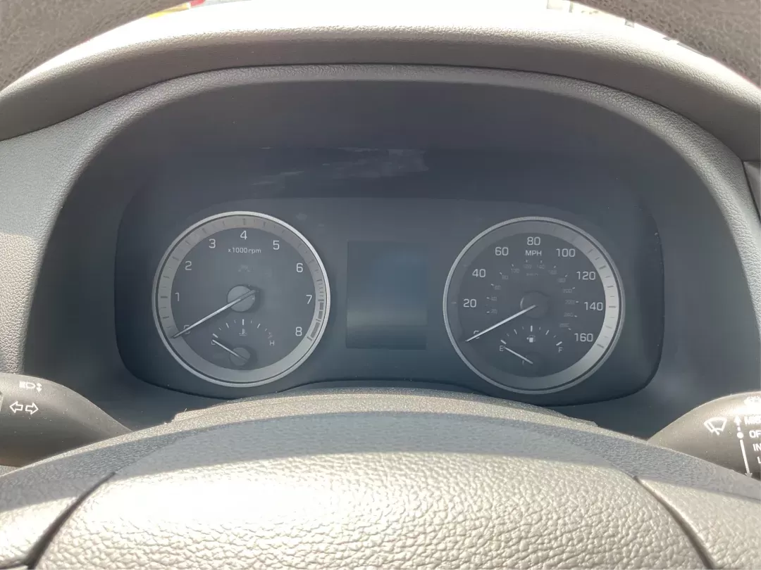 2018 Hyundai Tucson SEL (KM8J3CA44JU) with an Nu 2L I-4 gasoline direct injection engine, located at 1184 Kauffman Ave, Fairborn, OH, 45324, (937) 908-9800, 39.807072, -84.030914 - Photo#14