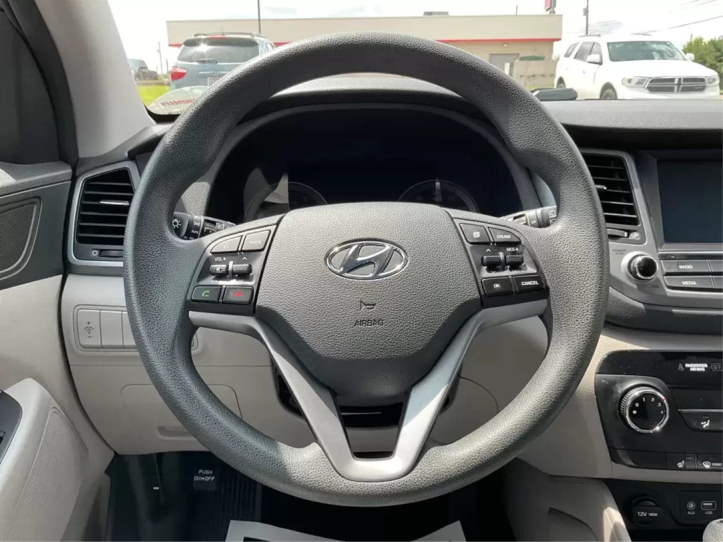 2018 Hyundai Tucson SEL (KM8J3CA44JU) with an Nu 2L I-4 gasoline direct injection engine, located at 1184 Kauffman Ave, Fairborn, OH, 45324, (937) 908-9800, 39.807072, -84.030914 - 2018 Hyundai Tucson SEL - Photo#15