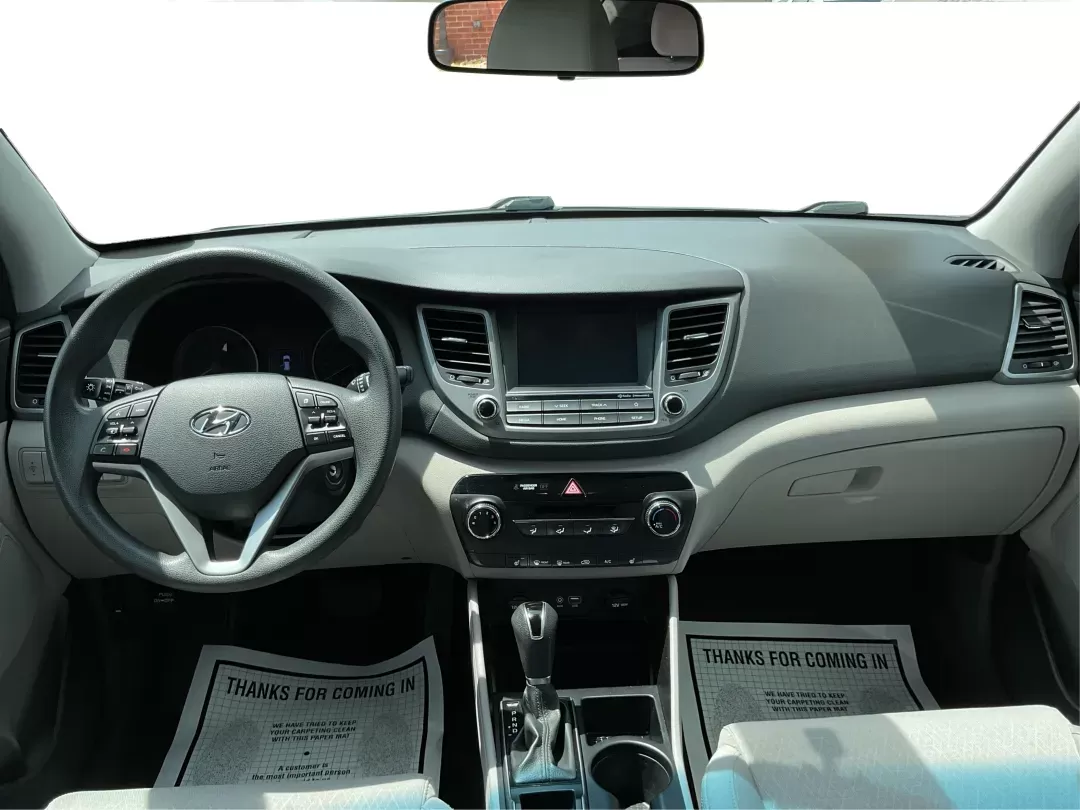 2018 Hyundai Tucson SEL (KM8J3CA44JU) with an Nu 2L I-4 gasoline direct injection engine, located at 1184 Kauffman Ave, Fairborn, OH, 45324, (937) 908-9800, 39.807072, -84.030914 - Photo#19