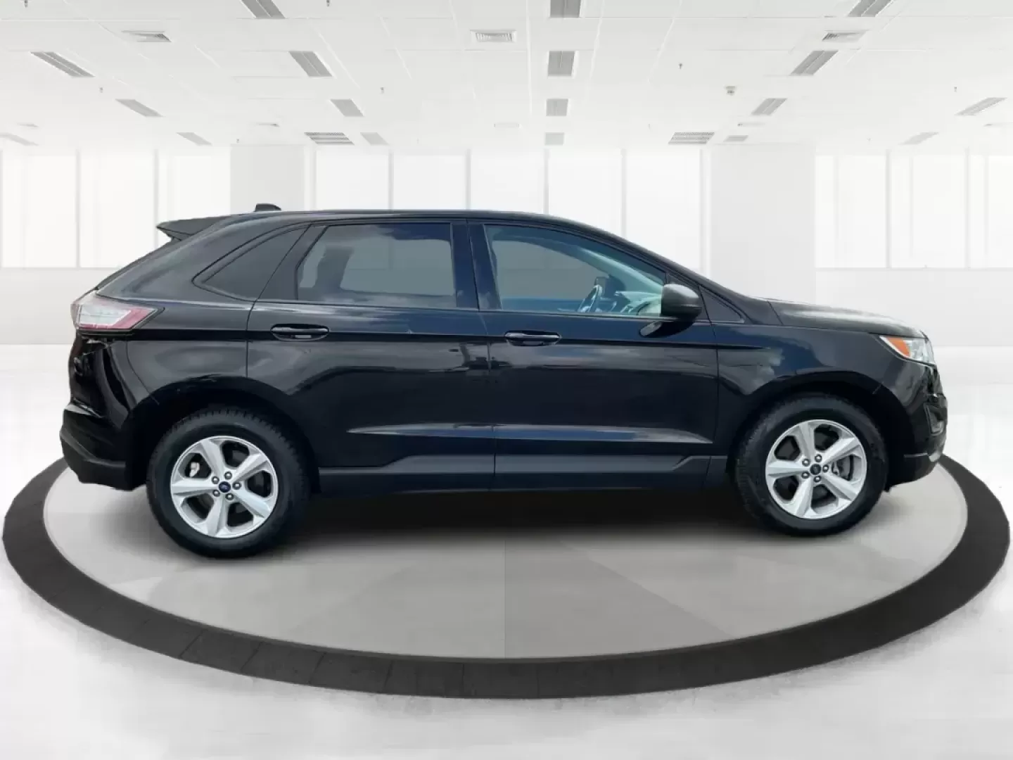 2017 Ford Edge SE (2FMPK4G90HB) with an EcoBoost 2L I-4 gasoline direct injection engine, located at 1951 S Dayton Lakeview Rd., New Carlisle, OH, 45344, (937) 908-9800, 39.890999, -84.050255 - 2017 Ford Edge SE - Photo#1