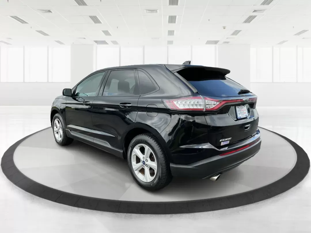 2017 Ford Edge SE (2FMPK4G90HB) with an EcoBoost 2L I-4 gasoline direct injection engine, located at 1951 S Dayton Lakeview Rd., New Carlisle, OH, 45344, (937) 908-9800, 39.890999, -84.050255 - Photo#4