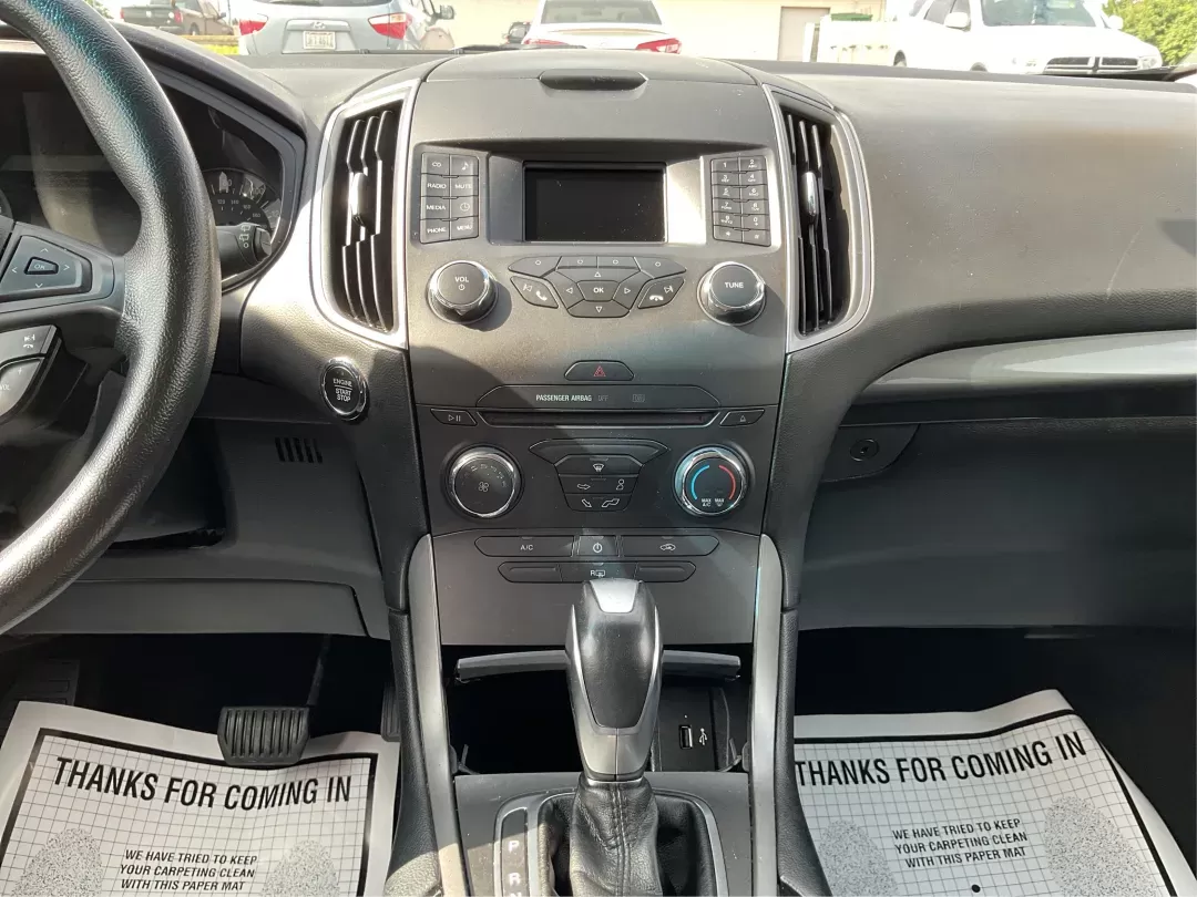 2017 Ford Edge SE (2FMPK4G90HB) with an EcoBoost 2L I-4 gasoline direct injection engine, located at 1951 S Dayton Lakeview Rd., New Carlisle, OH, 45344, (937) 908-9800, 39.890999, -84.050255 - Photo#12