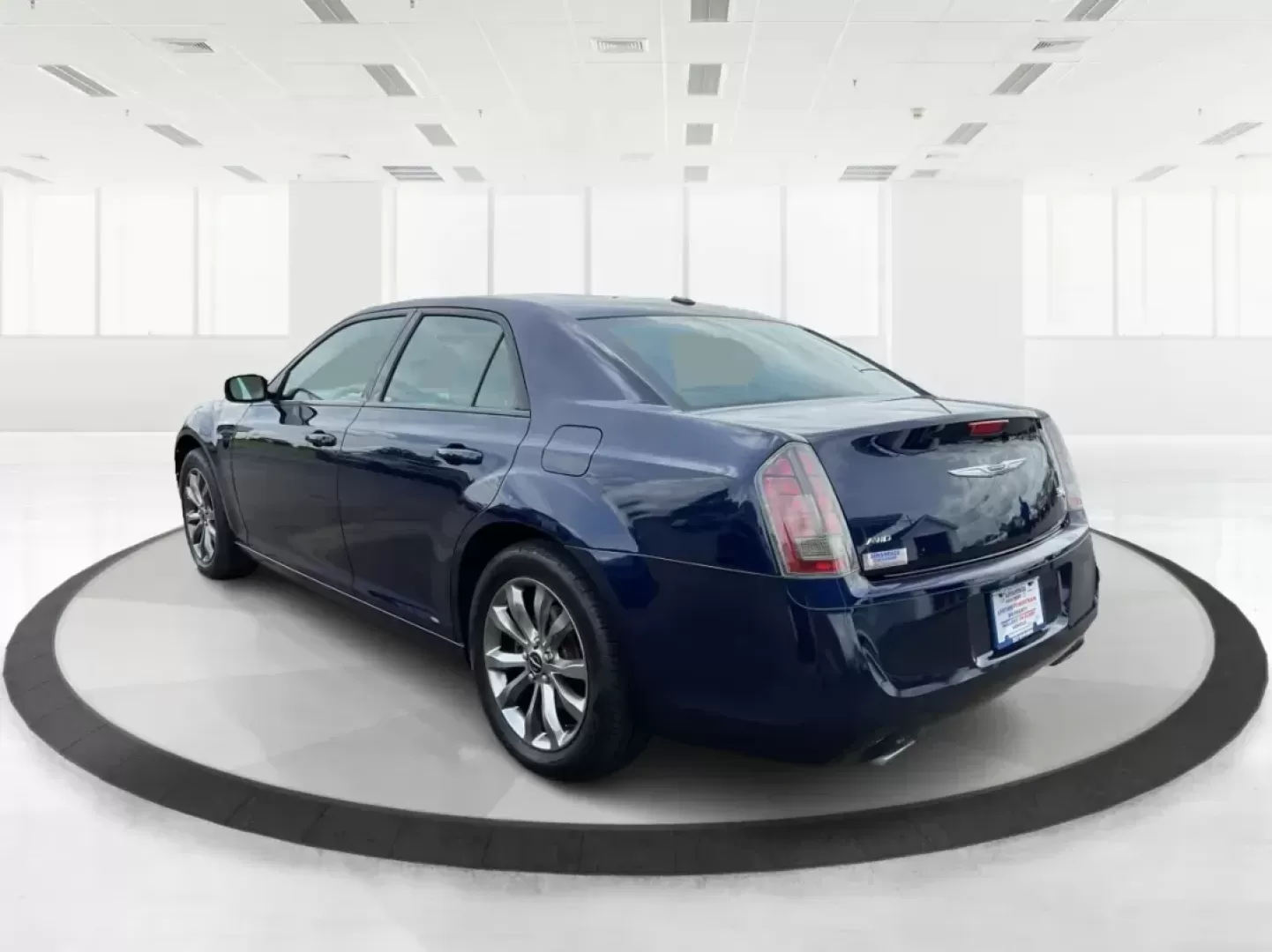 2014 Chrysler 300 S (2C3CCAGG2EH) with an Other engine, located at 8750 N County Rd 25A, Piqua, OH, 45356, (937) 908-9800, 40.164391, -84.232513 - Photo#4