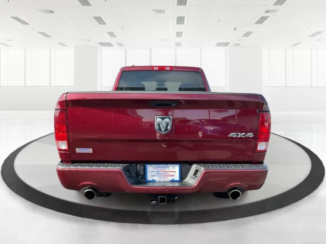 2018 Ram 1500 Express Quad Cab 4x4 6'4 Box (1C6RR7FT8JS) with an Other engine, located at 880 E. National Road, Vandalia, OH, 45377, (937) 908-9800, 39.891918, -84.183594 - 2018 Ram 1500 Express Quad Cab 4x4 6'4 Box - Photo#3